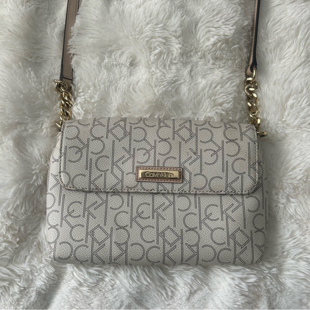 Calvin Klein Crossbody Bag
